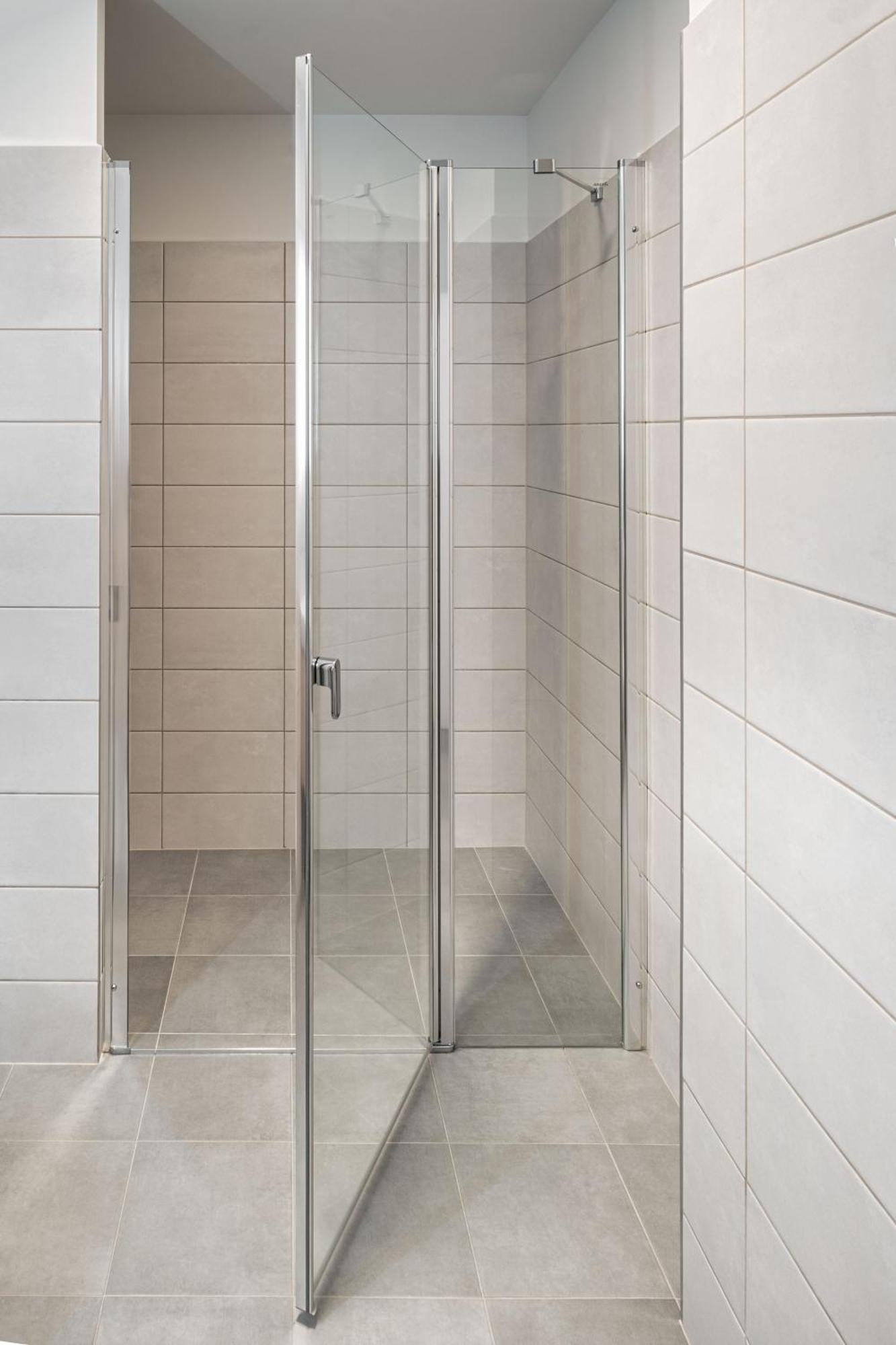 Theatre 9 Apartments By Adrez Prága Kültér fotó