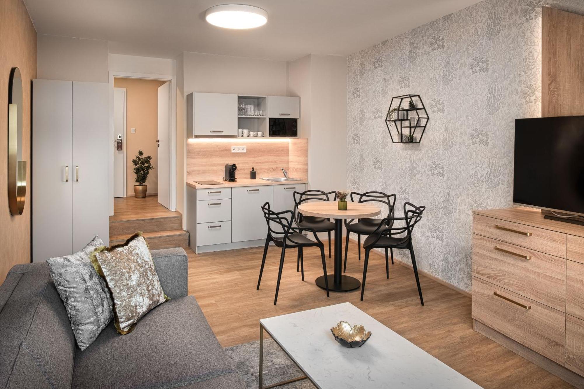 Theatre 9 Apartments By Adrez Prága Kültér fotó